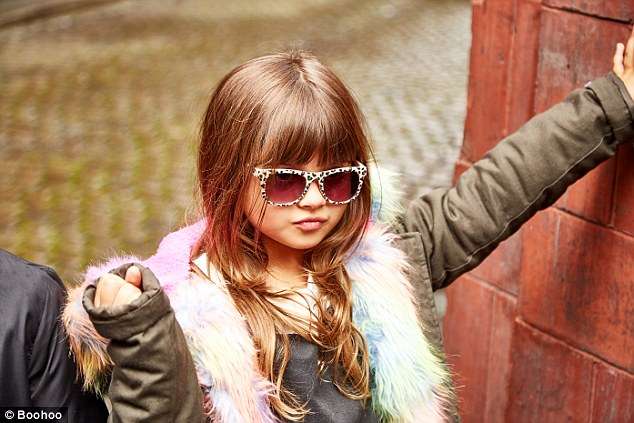 38AE515F00000578-3801606-Fab_u_lous_Scarlett_Thomas_the_7_year_old_daughter_of_Tina_O_Bri-a-68_1474539336055
