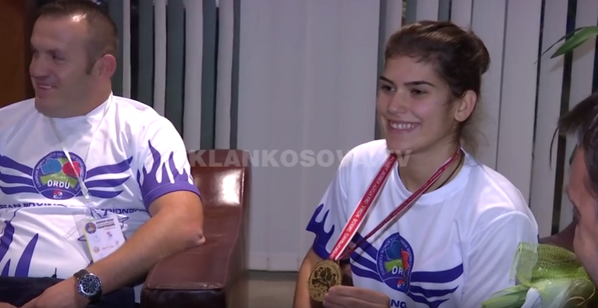 Donjeta Sadiku kampione e Evropës me para borxh (VIDEO)