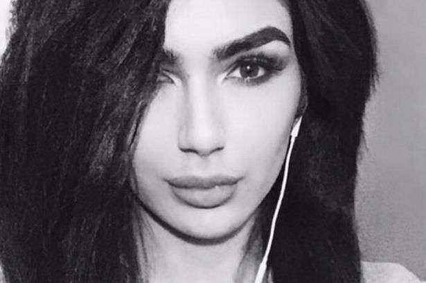 Transgjinorja që i përngjan Kim Kardashian