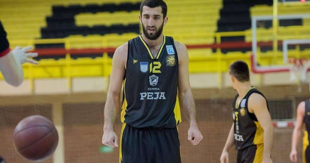 Torcida: "Drilon Hajrizi është tradhtar"