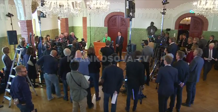 Presidenti kolumbian fiton çmimin Nobel për Paqe (VIDEO)