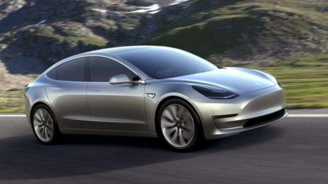 Tesla do të prodhoj vetura vetë-drejtuese