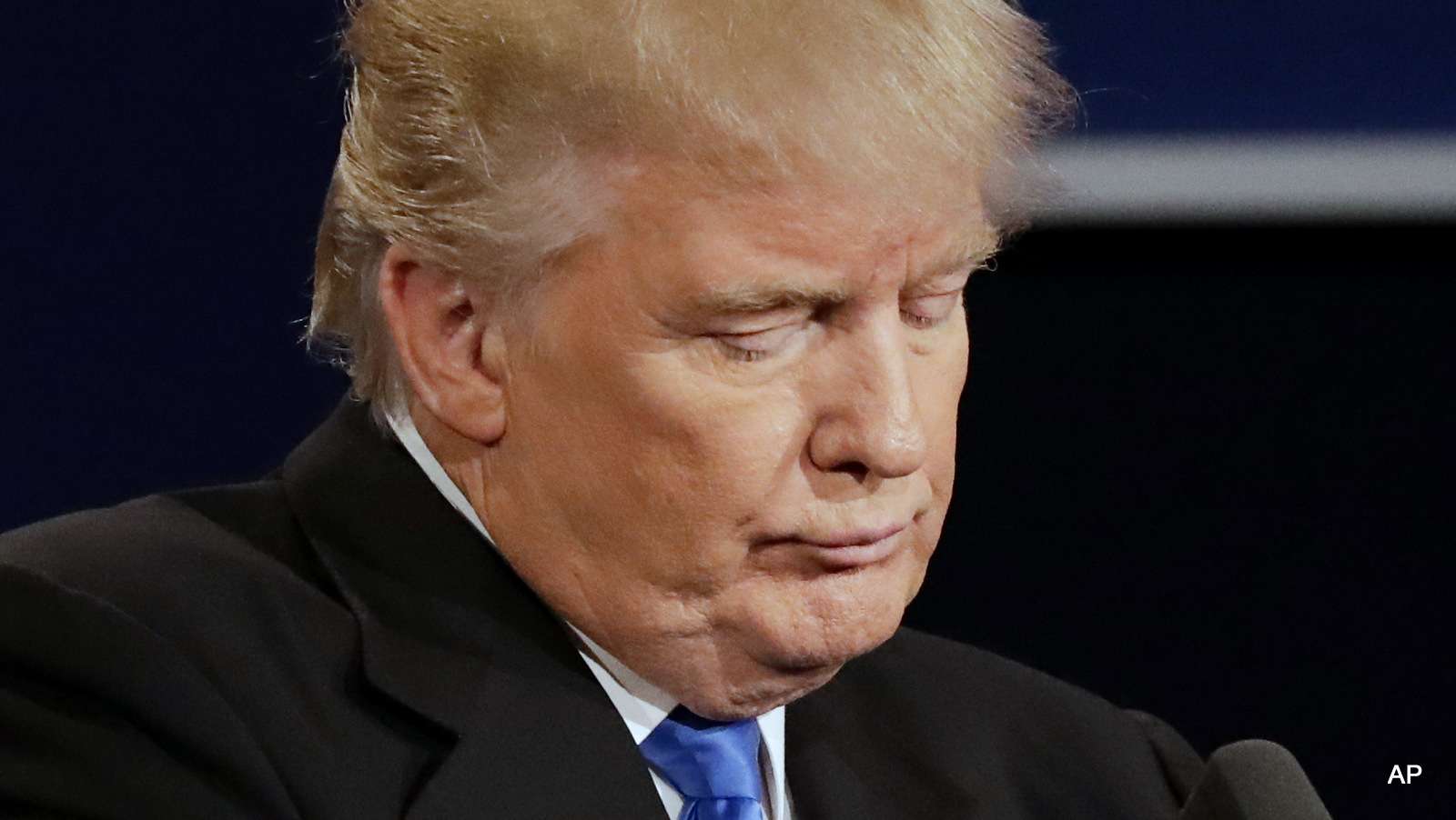 Apple mund ta padisë Donald Trump