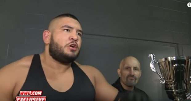 Shqiptari i parë në WWE fiton trofe, flet shqip pas fitores: Na jena më të mirët (VIDEO)
