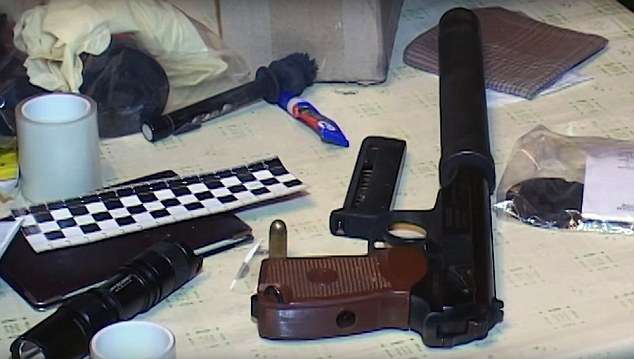 I vrau familjarët, më pas ua ziu mishin për ta ngrënë