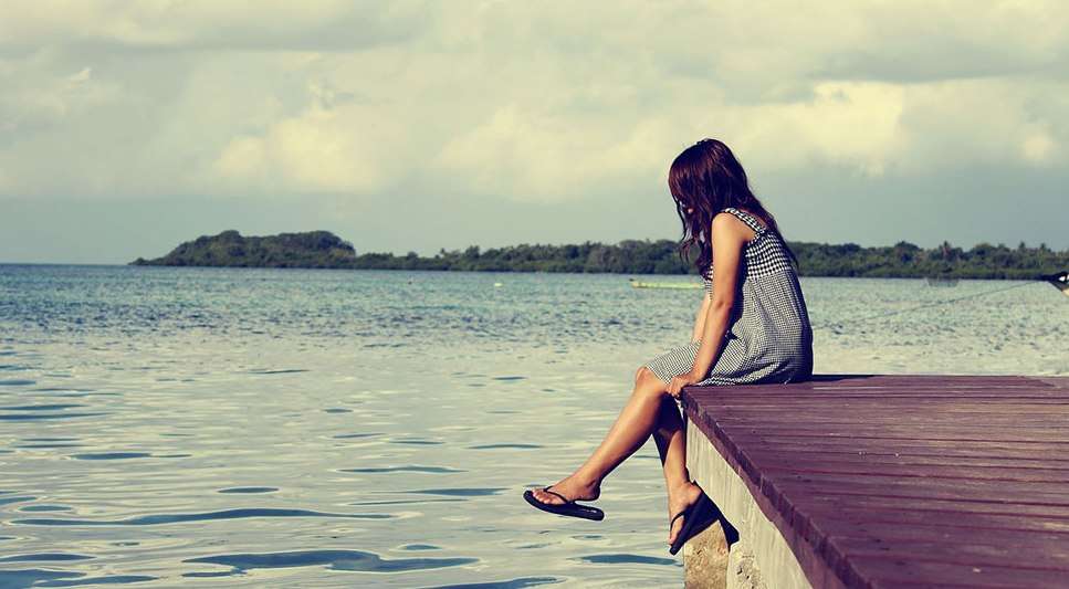 Arsyet që kohë pas kohe duhet të qëndroni vetëm