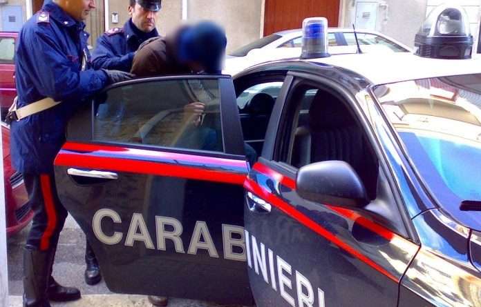 Arrestohet një shqiptar në Itali, në valixhe iu gjetën 20 kilogramë heroinë