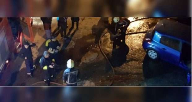 Tiranë: Digjet makina e aktorit të njohur (FOTO)