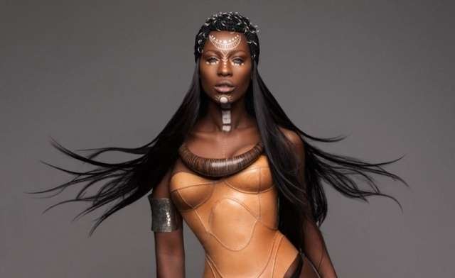 Stile flokësh të krijuara në frymën afrikane (FOTO)