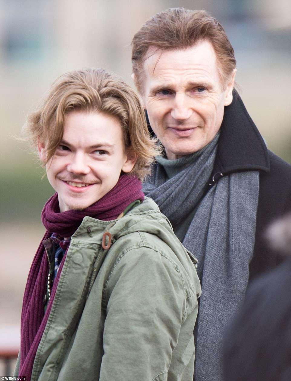 3d4c189000000578-4231318-it_really_is_love_actually_liam_neeson_reunited_with_his_onscree-a-171_1487258977021