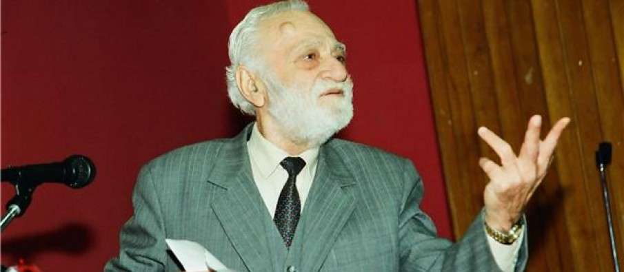 Rrëfimi i pabotuar i të madhit Kadri Roshi