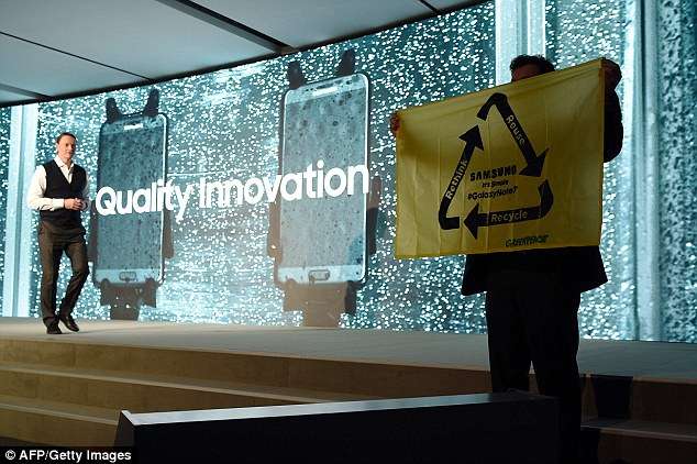 Incident në prezantimin e tabletëve të Samsung