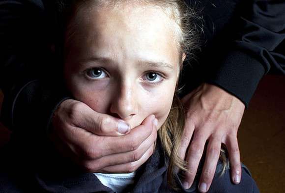 Pedofili pranon se ka kryer 45 krime me fëmijë
