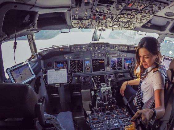 Pilotet femra që po i shkatërrojnë stereotipet