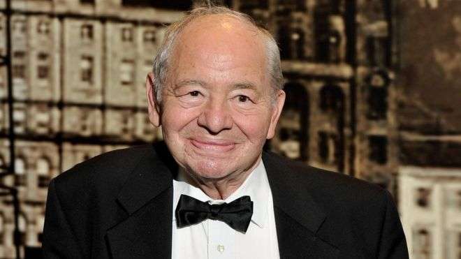 Vdes autori i librave "Inspector Morse"