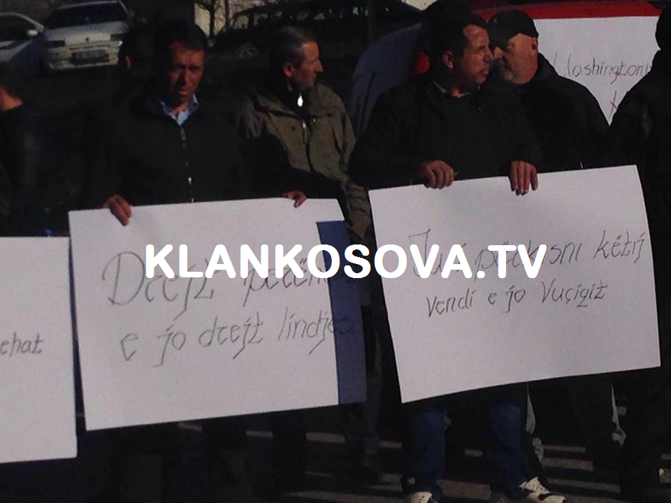 Policia jep detaje për bllokadat e sotme të rrugëve