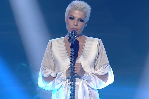 Aurela Gaçe po përgatit albumin e ri (VIDEO)