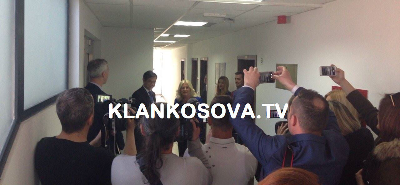 Zëvendës ndihmës sekretari amerikan takohet me Edita Tahirin (FOTO)