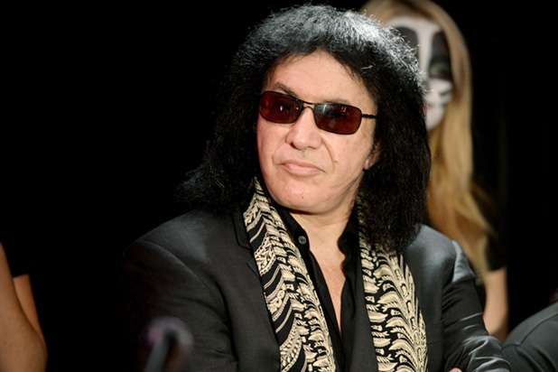 I përloturi Gene Simmons i thur lavde Chuck Berryt