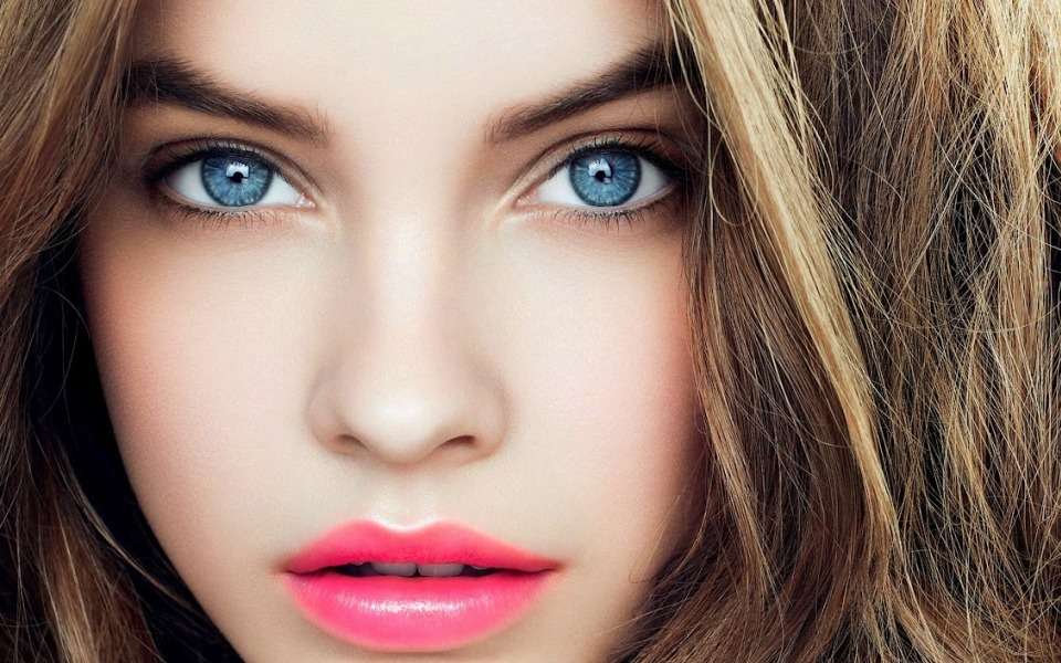 Sekrete grimi për sy më të theksuar (FOTO)