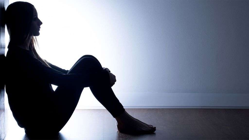 Gjërat që nuk duhet t'ia thoni një personi në depresion