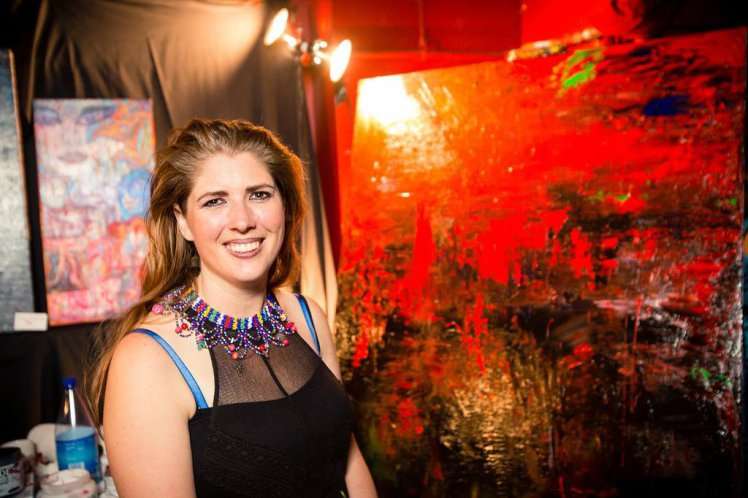 Lëndoi trurin, u bë artiste brenda natës