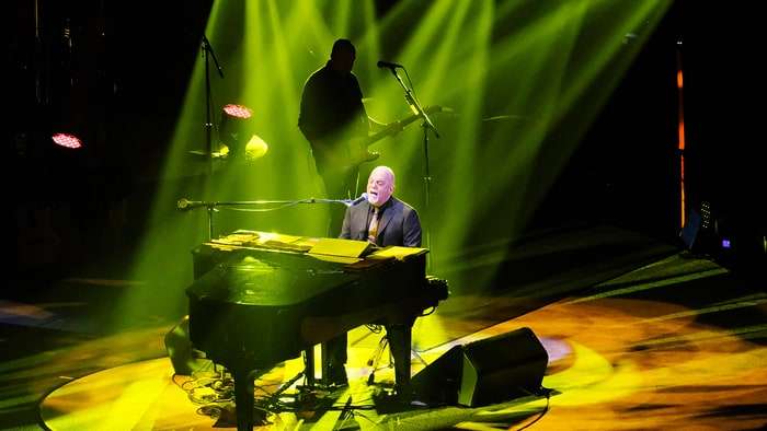 Billy Joel ende performon si në vitet e tij të rinisë (VIDEO)