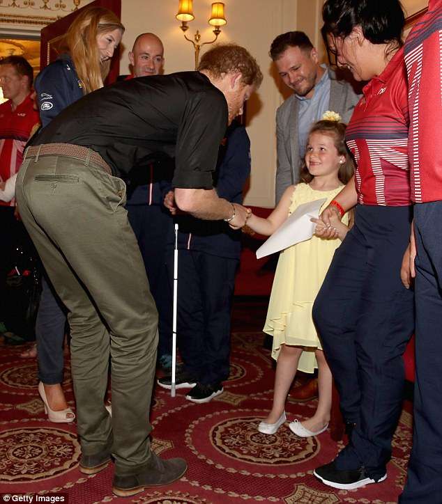 6 vjeçarja i shkruan letër prekëse Princ Harry-it