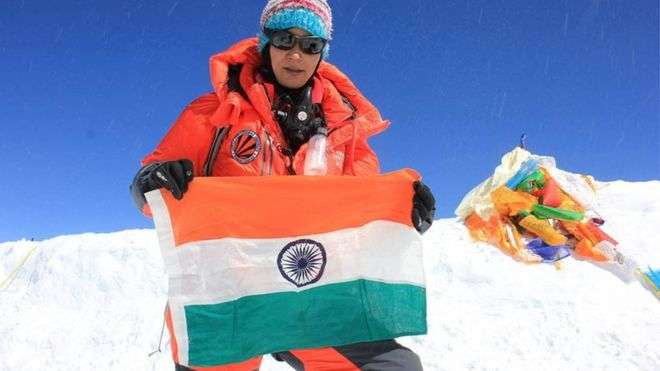 Ngjit majen e Everestit dy herë brenda javës