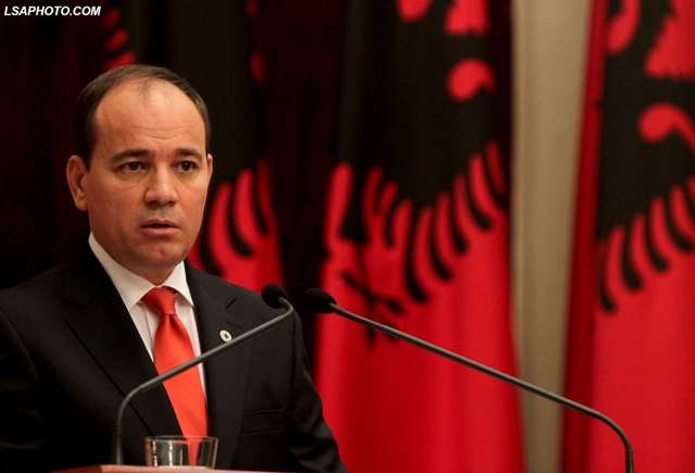 Trupi i pajetë i Nishanit, përmes Merdarës, dërgohet në Shqipëri