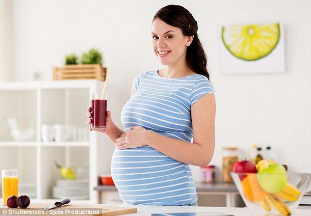 Dieta me pije "smoothie" ju ndihmon të ngeleni shtatënë