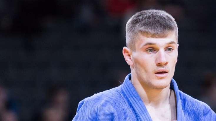 Akil Gjakova nuk ndalet, shpallet kampion evropian për U23 (VIDEO)
