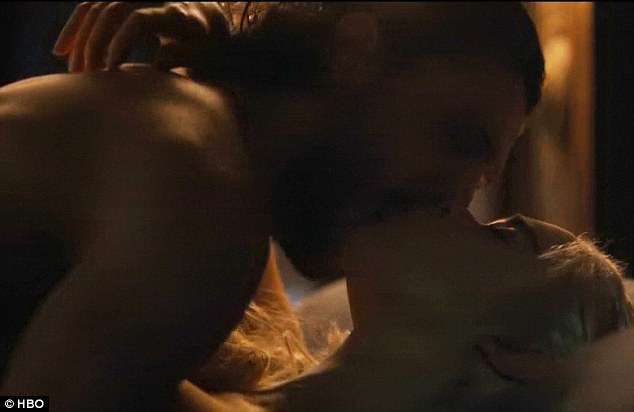 Game of Thrones: Jon Snow skena të nxehta me Daenerys (18+)
