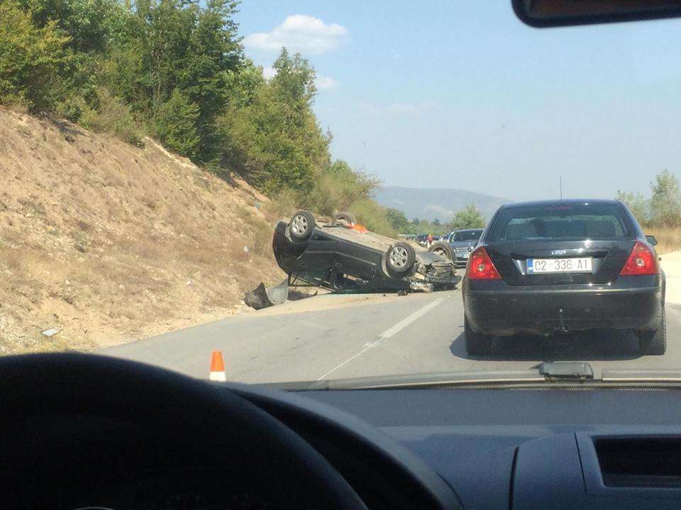 Aksident me veturë në fshatin Lushtë Klan Kosova