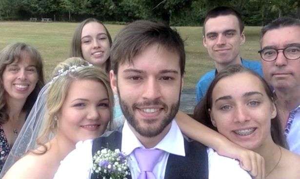 Bëri selfie çdo ditë për nëntë vjet, ja si përfundoi (VIDEO)