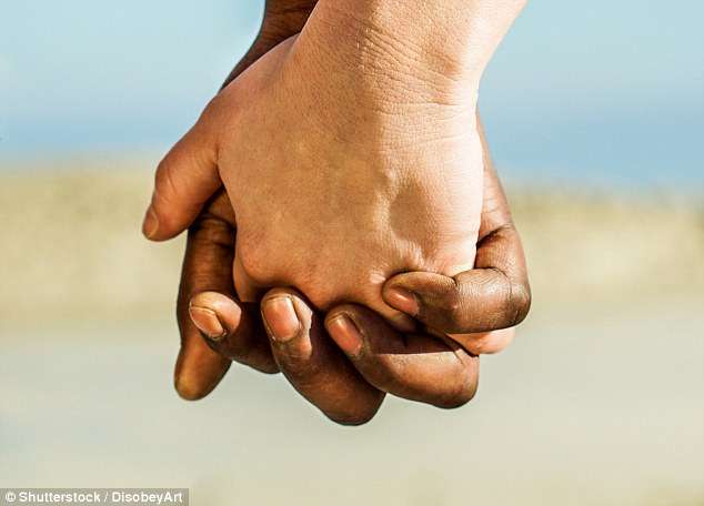 Ilaçet kundër HIV, nuk rrezikojnë partnerët seksual me infektim