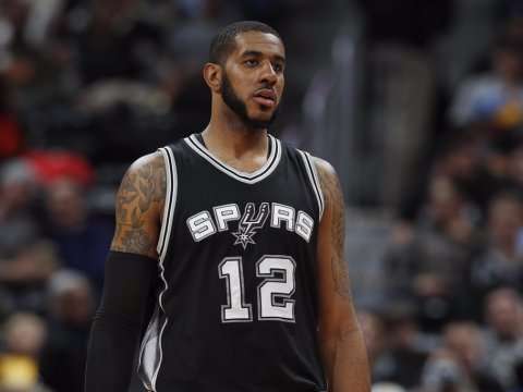 Aldrige shkëlqen në start të NBA, arrin ‘double-double’