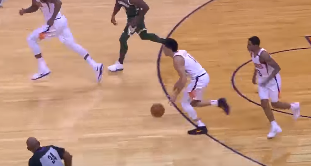 Middleton udhëheq Milwaukee-n drejt fitores (VIDEO)