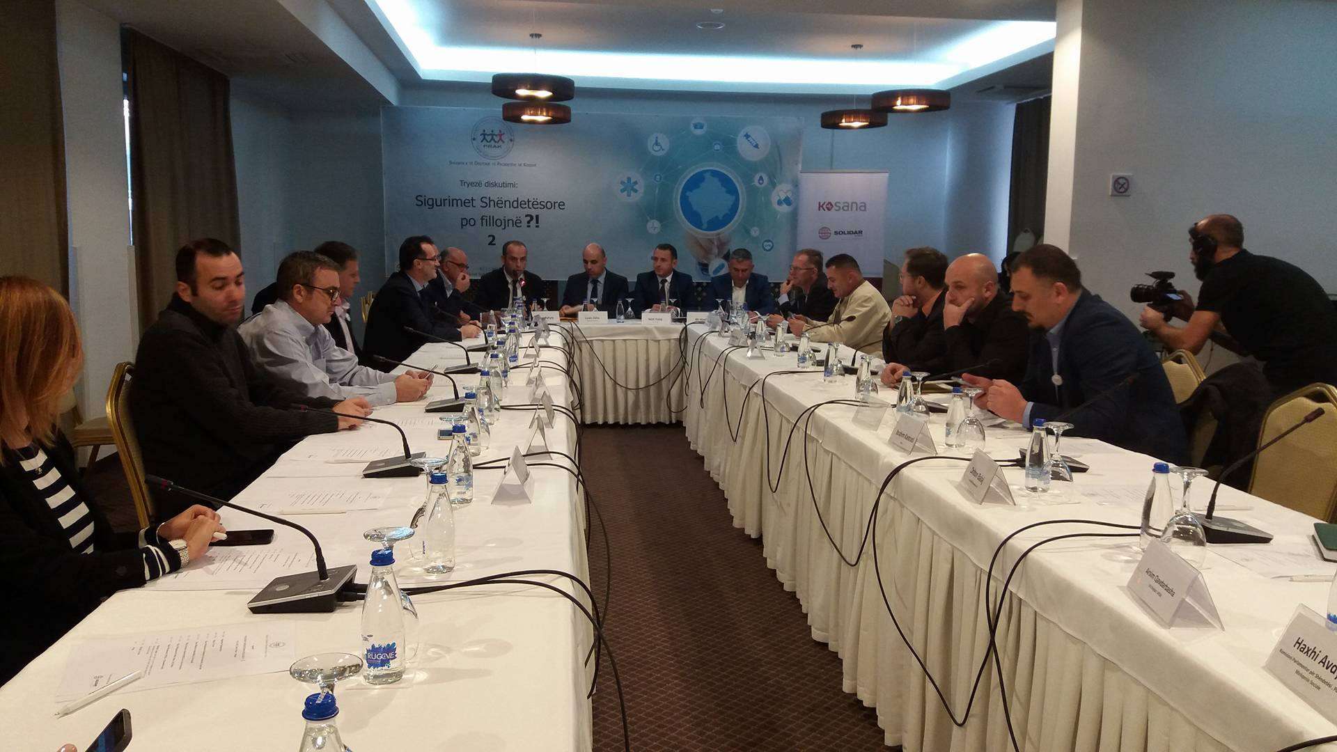 Pa prezencën e Ministrit të Shëndetësisë, mbahet takimi për Sigurimet Shëndetësore