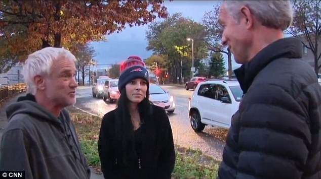 Kuptojnë që e kanë vajzën të gjallë, pasi e shohin në televizion (FOTO)