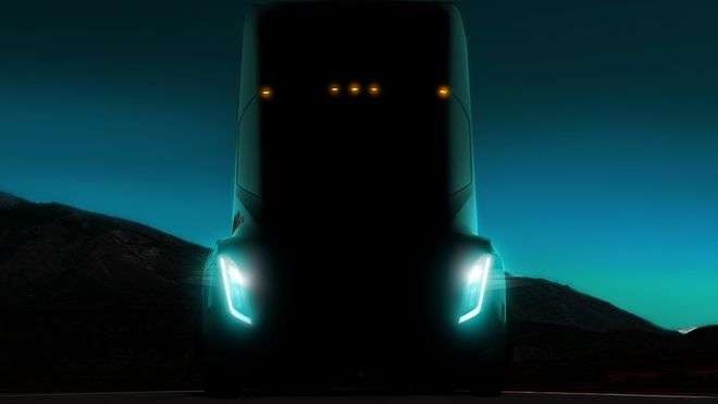 Tesla publikon kamionin e parë elektrik