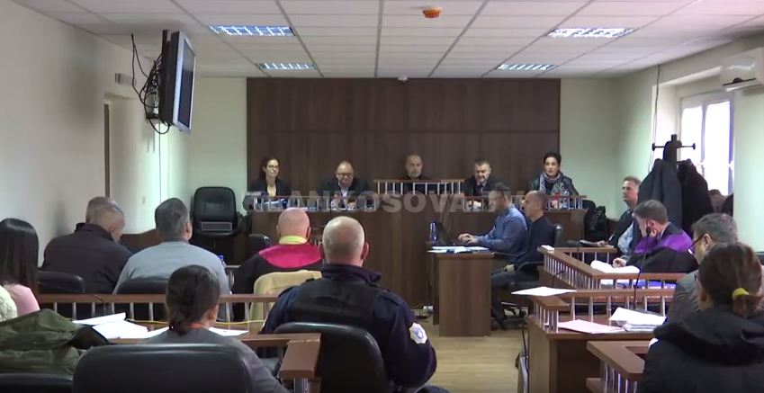 Del para gjykatës Zoran Vukotiq - i akuzuar për krime lufte (VIDEO)