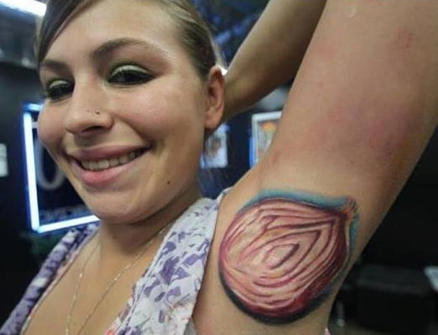 Këta njerëz dështuan me tatuazhet e tyre (FOTO)