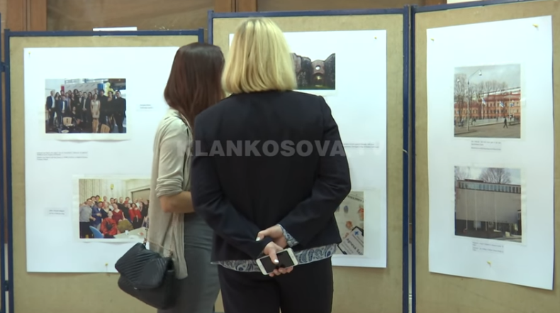 Studentët hapin ekspozitë me përvojat finladeze (VIDEO)