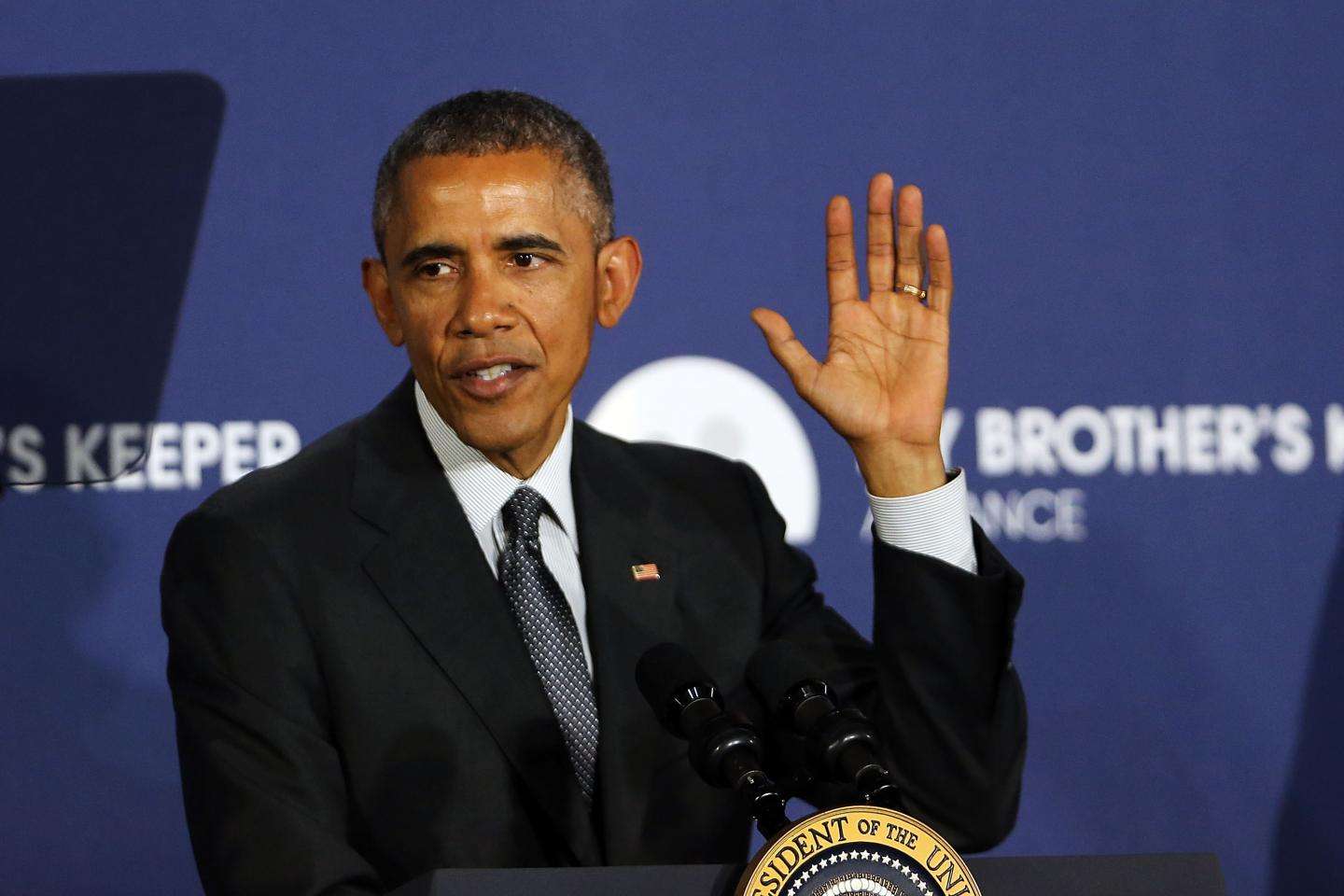 Barack Obama dhe Stephen Curry mbështesin njerëzit me ngjyrë (VIDEO)