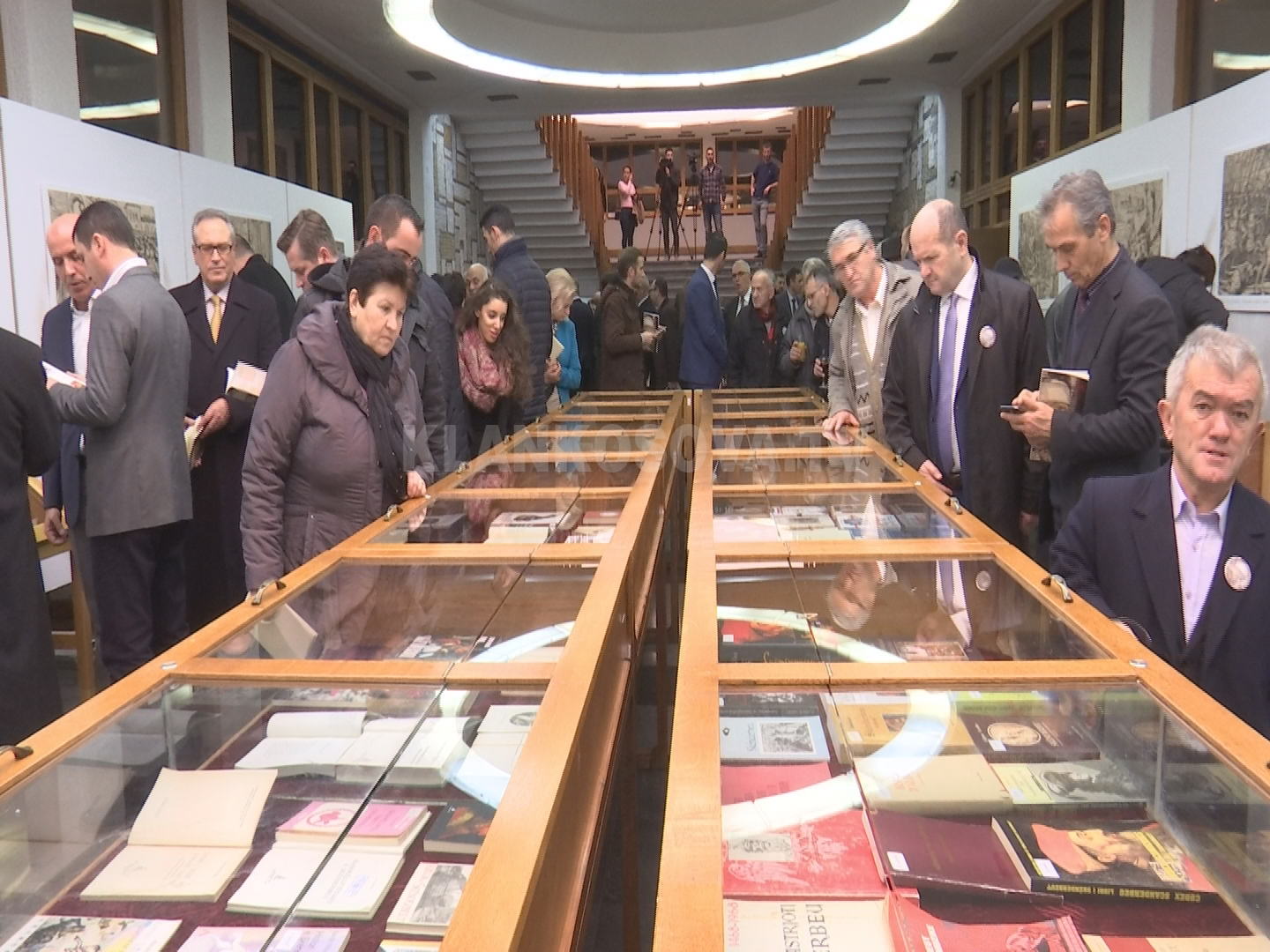 Në Prishtinë hapet ekspozita për Skënderbeun