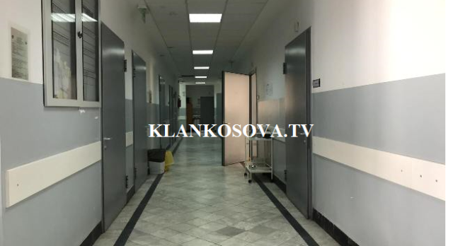 Mjekët hyjnë në grevë, nuk i ndal as ministri