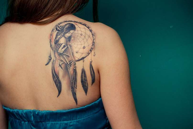 70% e burrave frikësohen nga gratë me tatuazhe