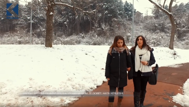  Rrëfimi frymëzues i vajzës me shikim të dobët (VIDEO)