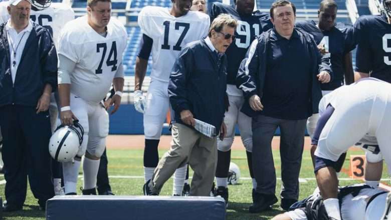 Al Pacino në filmin e ri si trajner i futbollit që akuzohet për abuzim seksual (VIDEO)